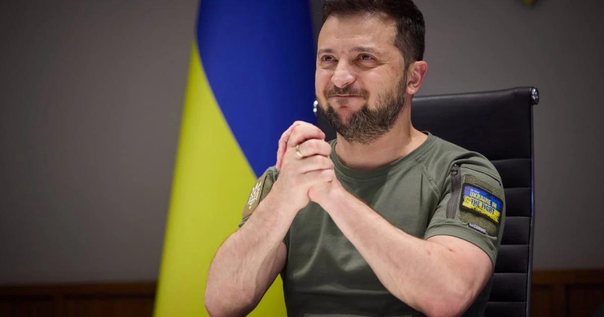 Володимир Зеленський вручає відзнаку «Вдячність Українського народу» Енді Бернему в Києві 24 серпня 2026 року