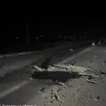 Наслідки удару по мосту через Дніпро у Запоріжжі (фото Запорізької ОВА)