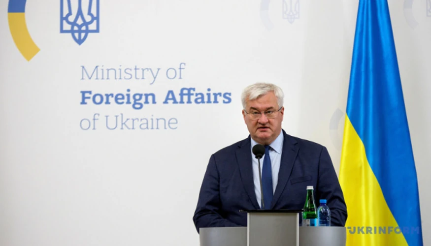 Хроніка 10–11 жовтня: заява Трампа, допис Маска, реакція МЗС