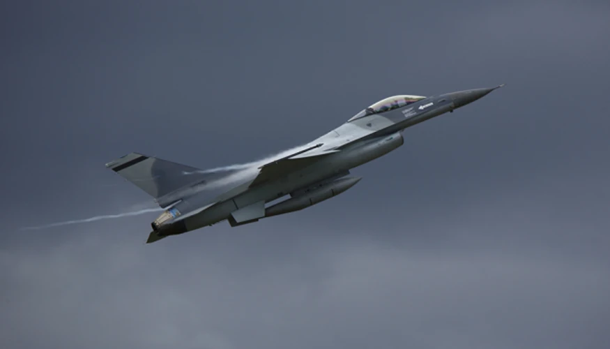 Хроніка перехоплення двох дронів румунськими F-16 біля Суліни
